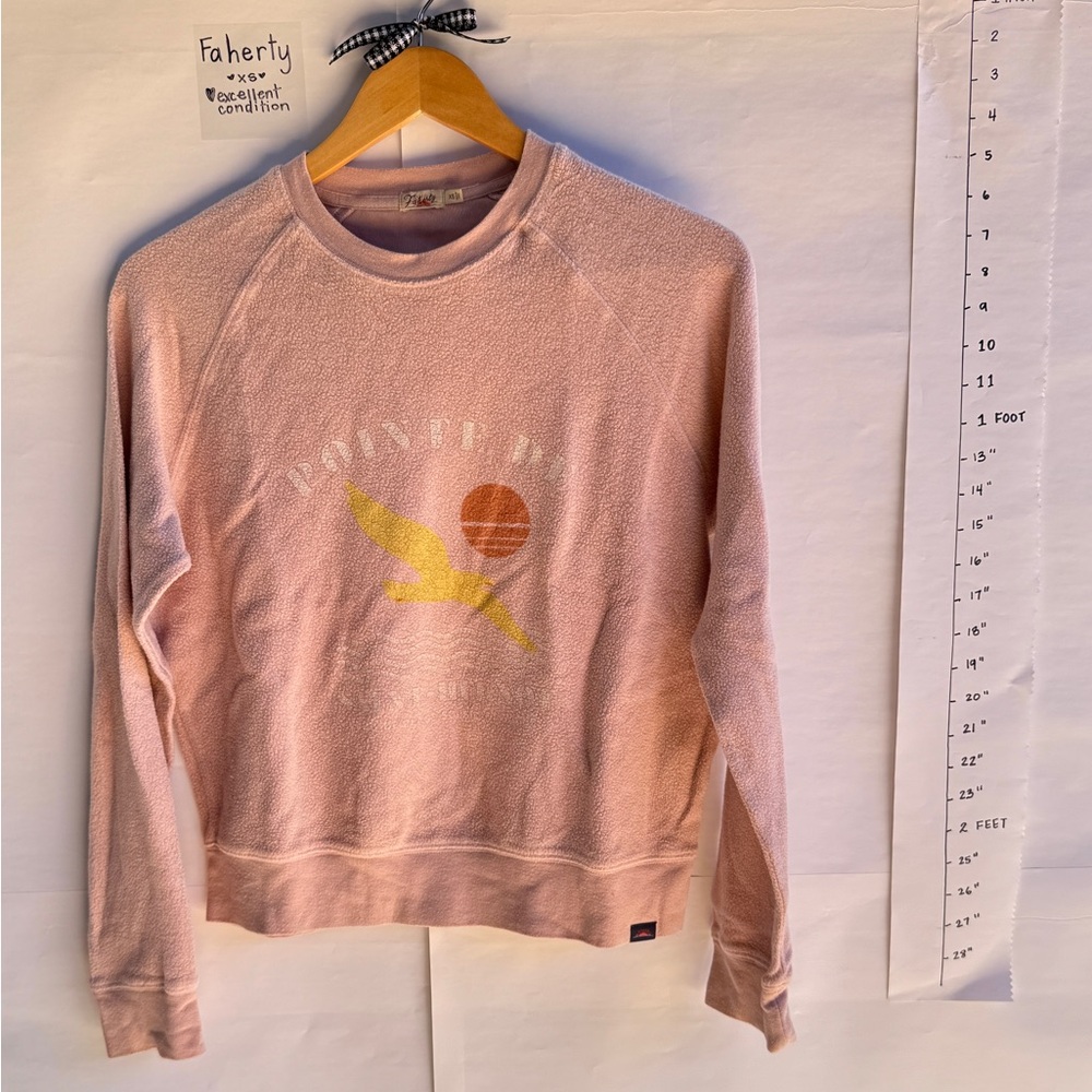 Faherty Women's Light Pink Crew Neck Sweater